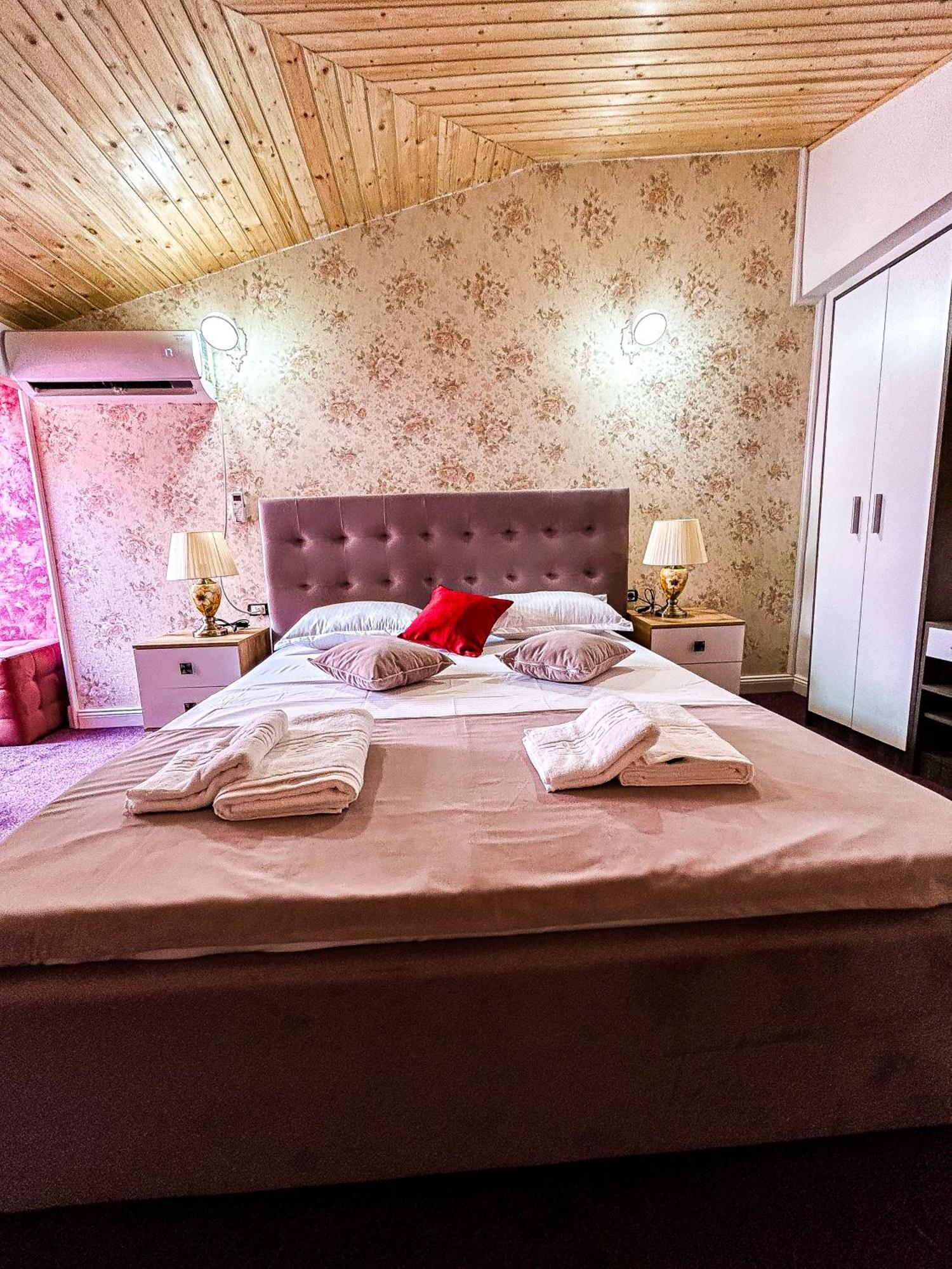 Hotel Boutique Casa Vermont Bukarest Exteriör bild