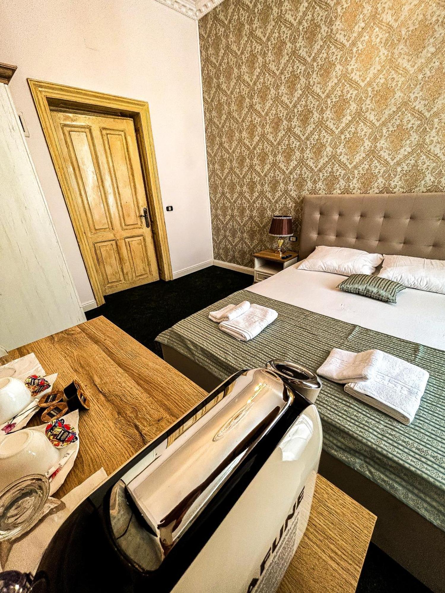 Hotel Boutique Casa Vermont Bukarest Exteriör bild